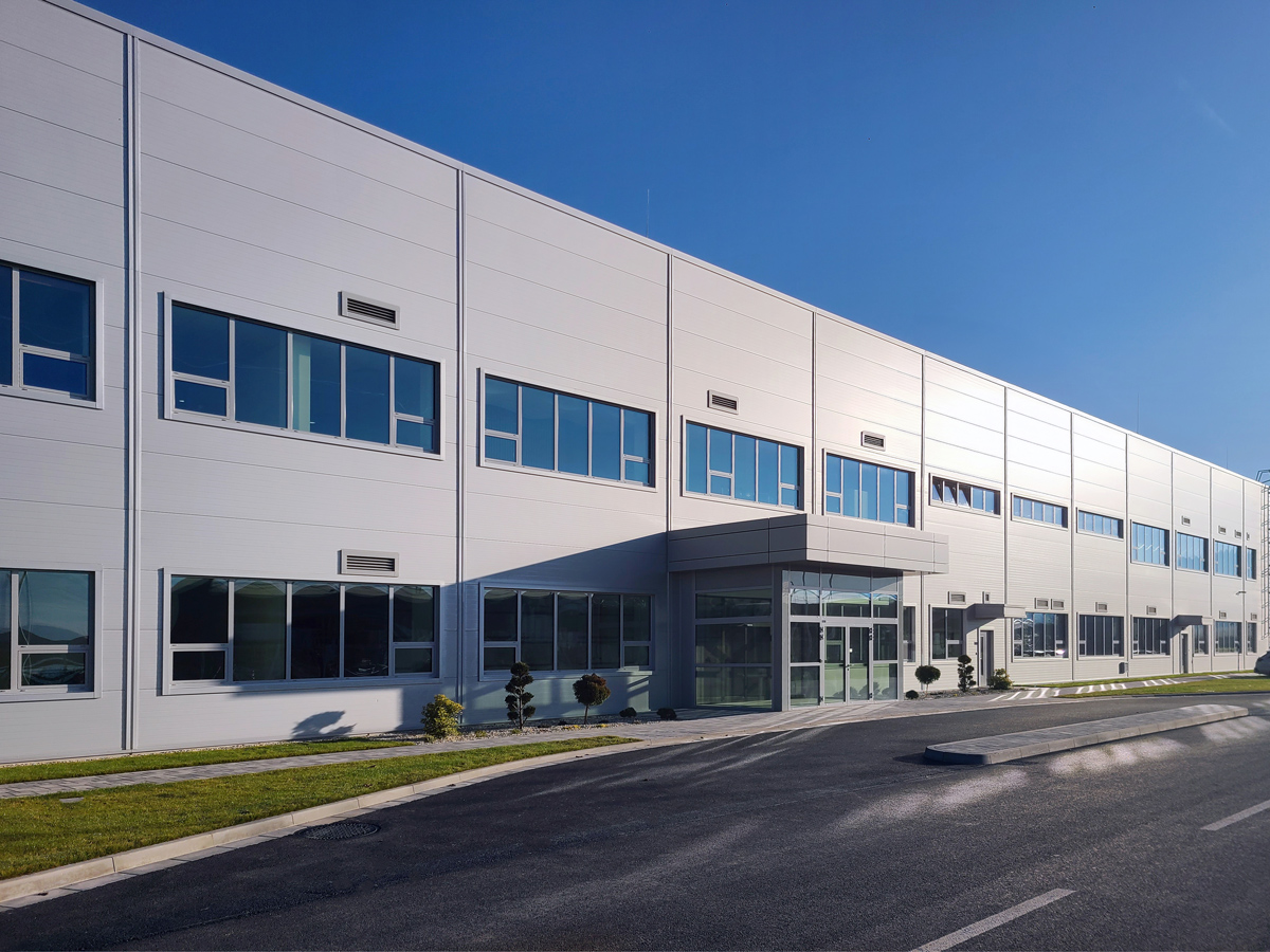 Výrobná hala PE system Nováky (03)