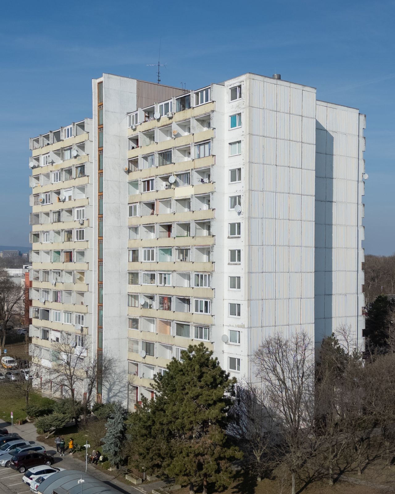 Bytový dom na Medveďovej 21 čaká veľká premena za takmer 1,8 milióna eur.