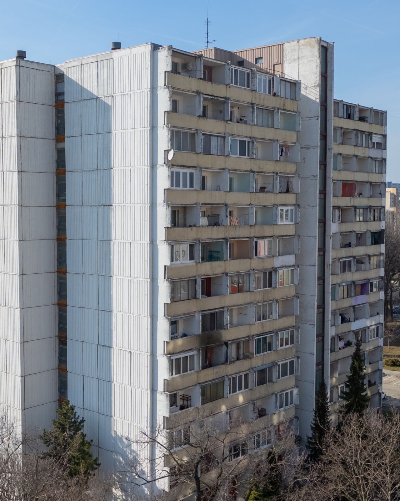 Bytový dom na Medveďovej 21 čaká veľká premena za takmer 1,8 milióna eur.