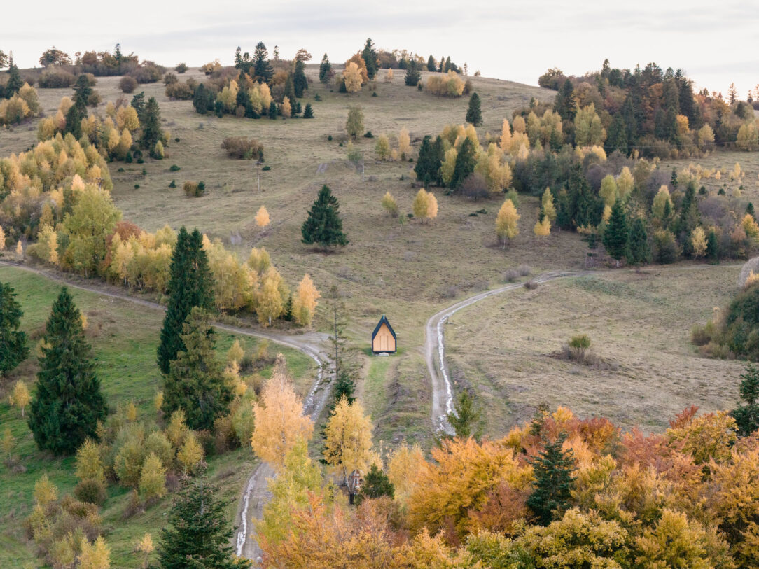 kaplnka porac matejhakar©DJI 20251019173420 0882 D kaplnka porac matejhakar©DJI 20251019173420 0882 D