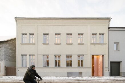 kniznica cerveny kostelec (1)