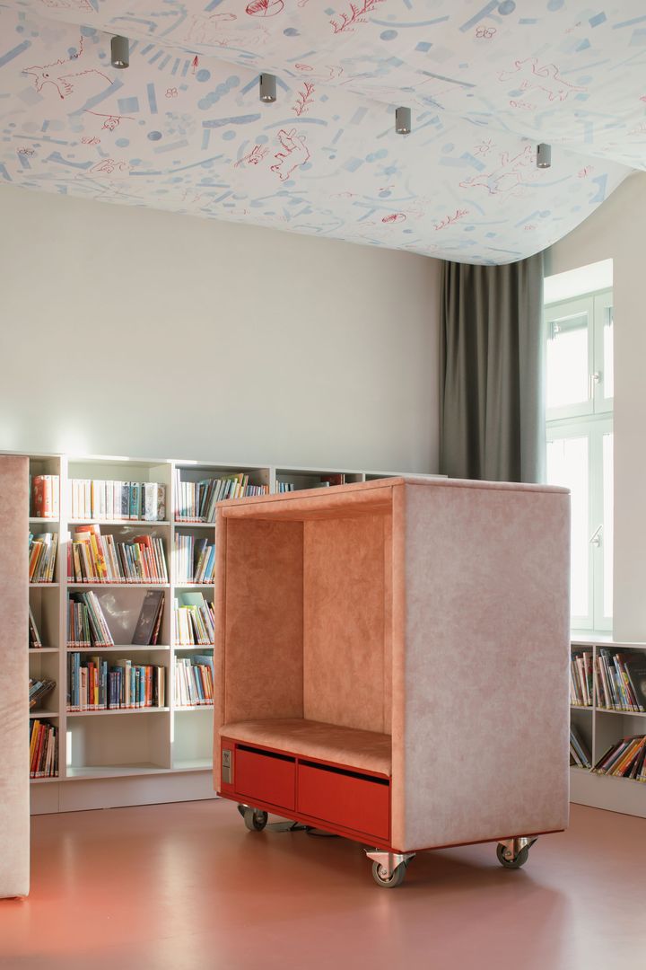 Knižnica v Červenom Kostelci