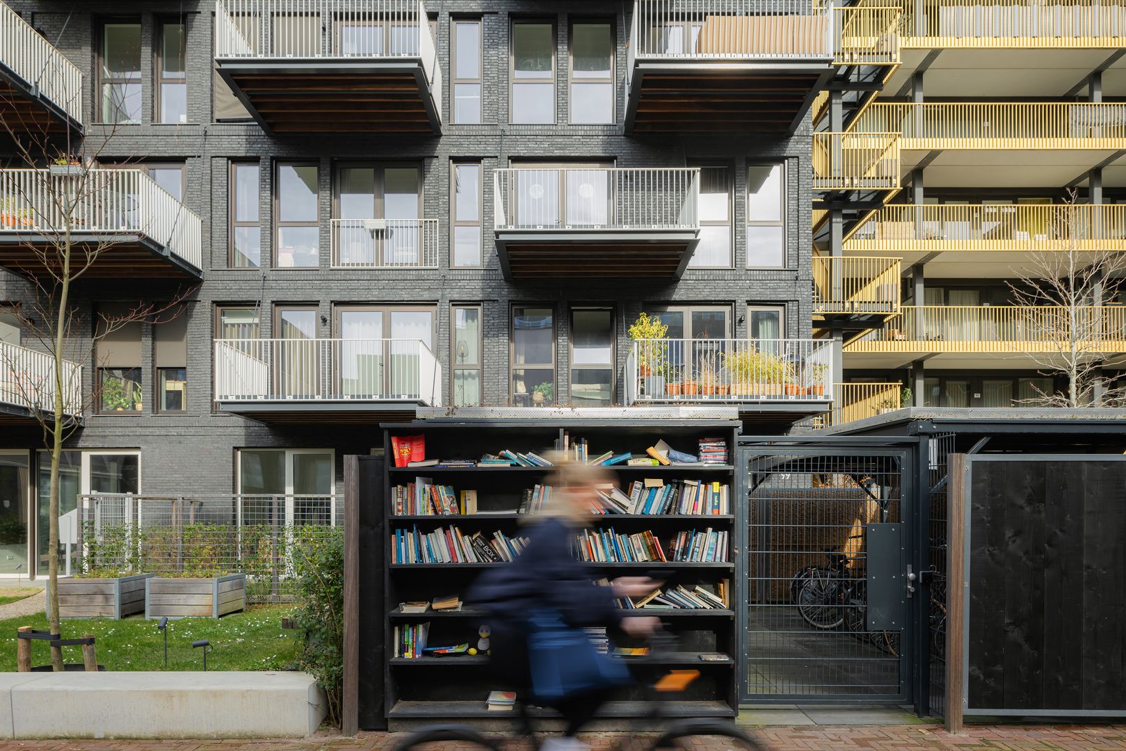 V amsterdamskej štvrti Buiksloterham sa bývalý priemyselný prístav zmenil na novú štvrť s bytmi. Projekt Cityplot Buiksloterham vznikol ako experiment v oblasti mestského rozvoja.