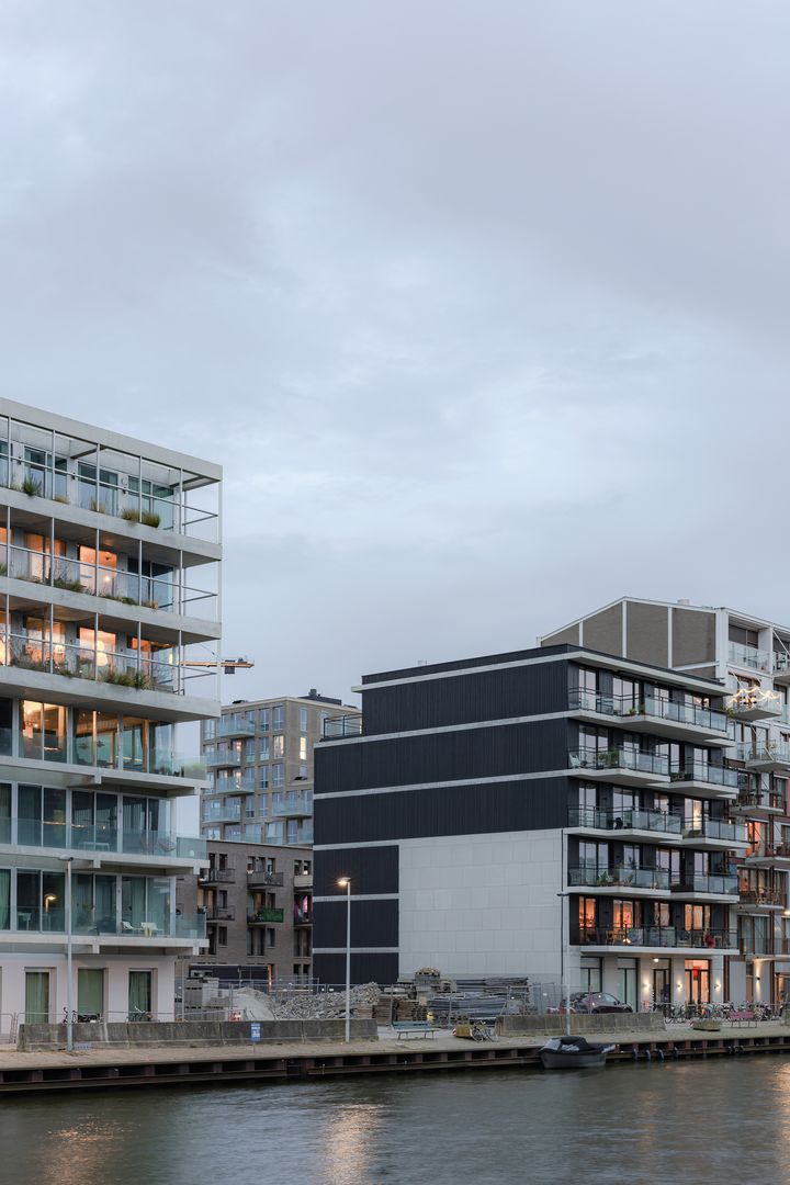 V amsterdamskej štvrti Buiksloterham sa bývalý priemyselný prístav zmenil na novú štvrť s bytmi. Projekt Cityplot Buiksloterham vznikol ako experiment v oblasti mestského rozvoja.