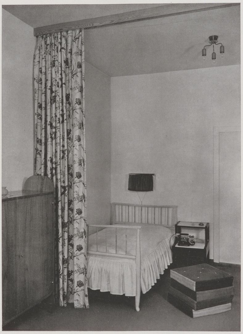 Vila židovskej rodiny Beerovcov v štvrti Hietzing bola postavená v rokoch 1929 až 1930 architektom Oskarom Wlachom a Josefom Frankom.