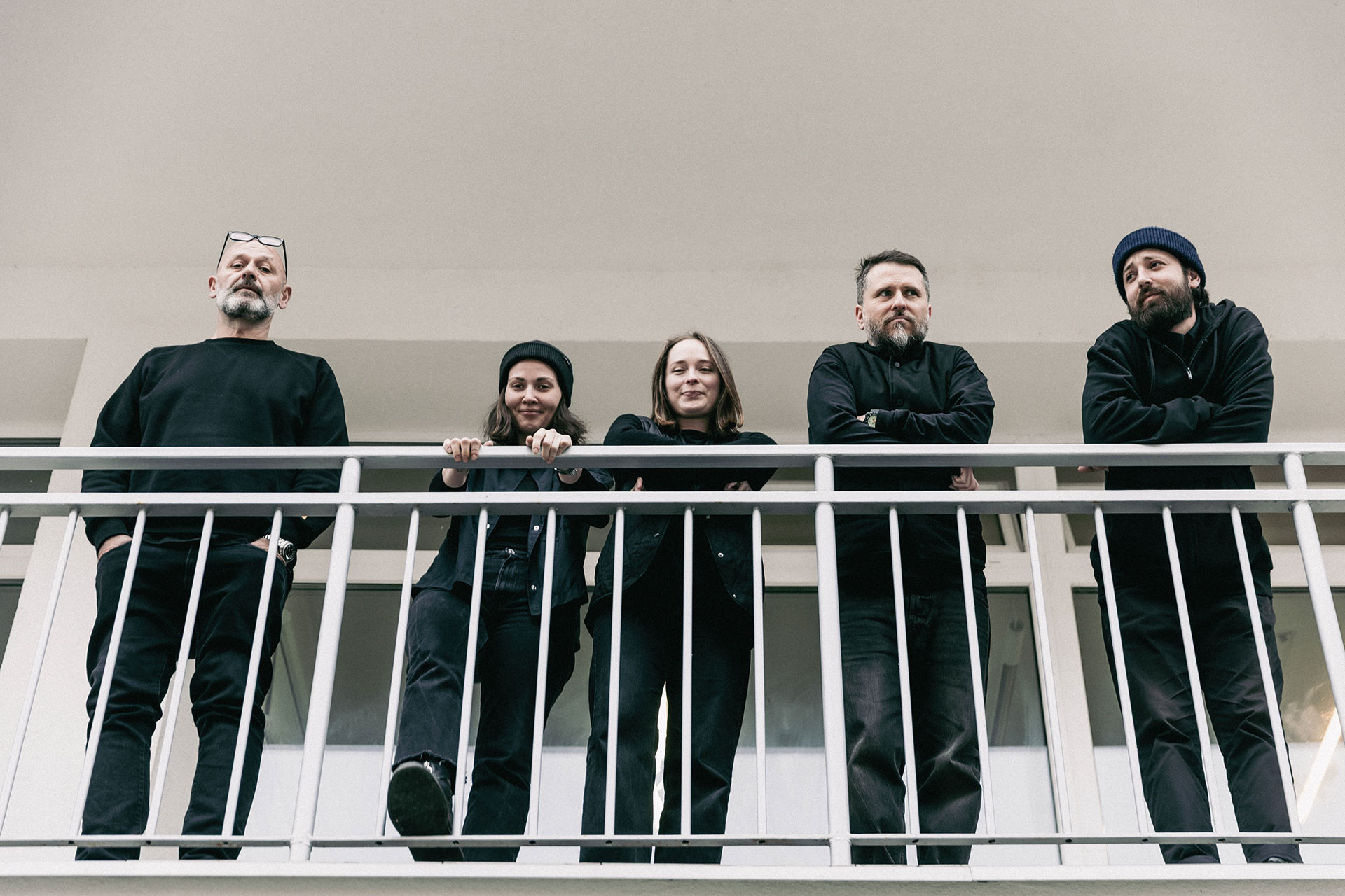 Členovia ateliéru zľava: Irakli Eristavi, Daniela Sabová, Martina Hončárova, Pavol Šilla, Juraj Červený