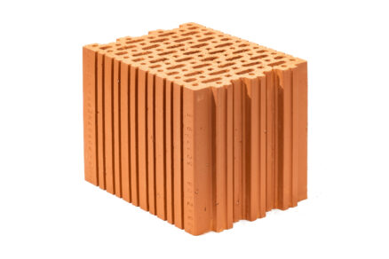 Detail akustickej tehly s vysokou objemovou hmotnosťou pre tlmenie zvuku