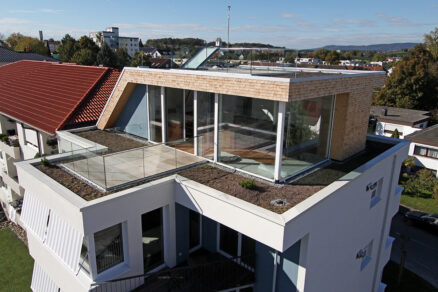 Plochá strecha s terasou a nízkou skladbou izolácie