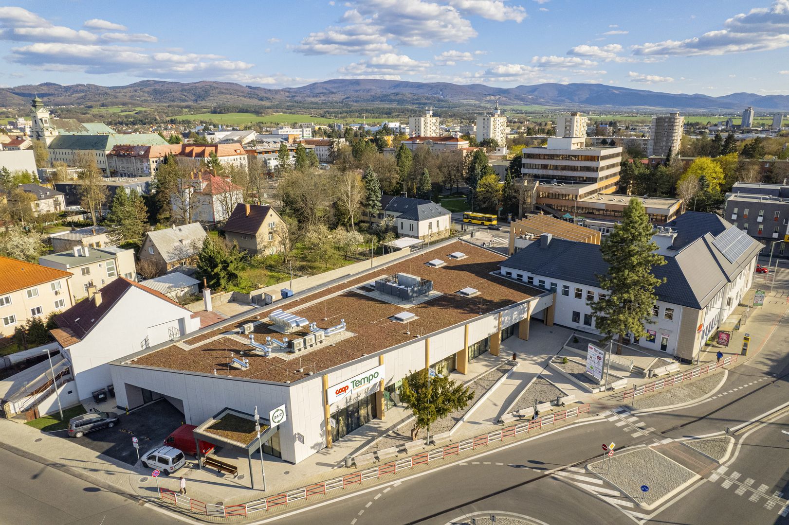 Retailový park COOP Jednota, Prievidza