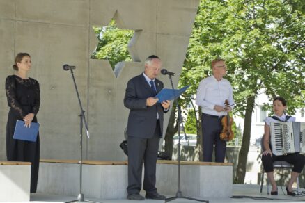 pamatnik-holokaust-banska-bystrica