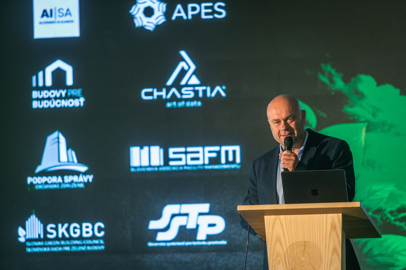 Peter Halász, JAGA