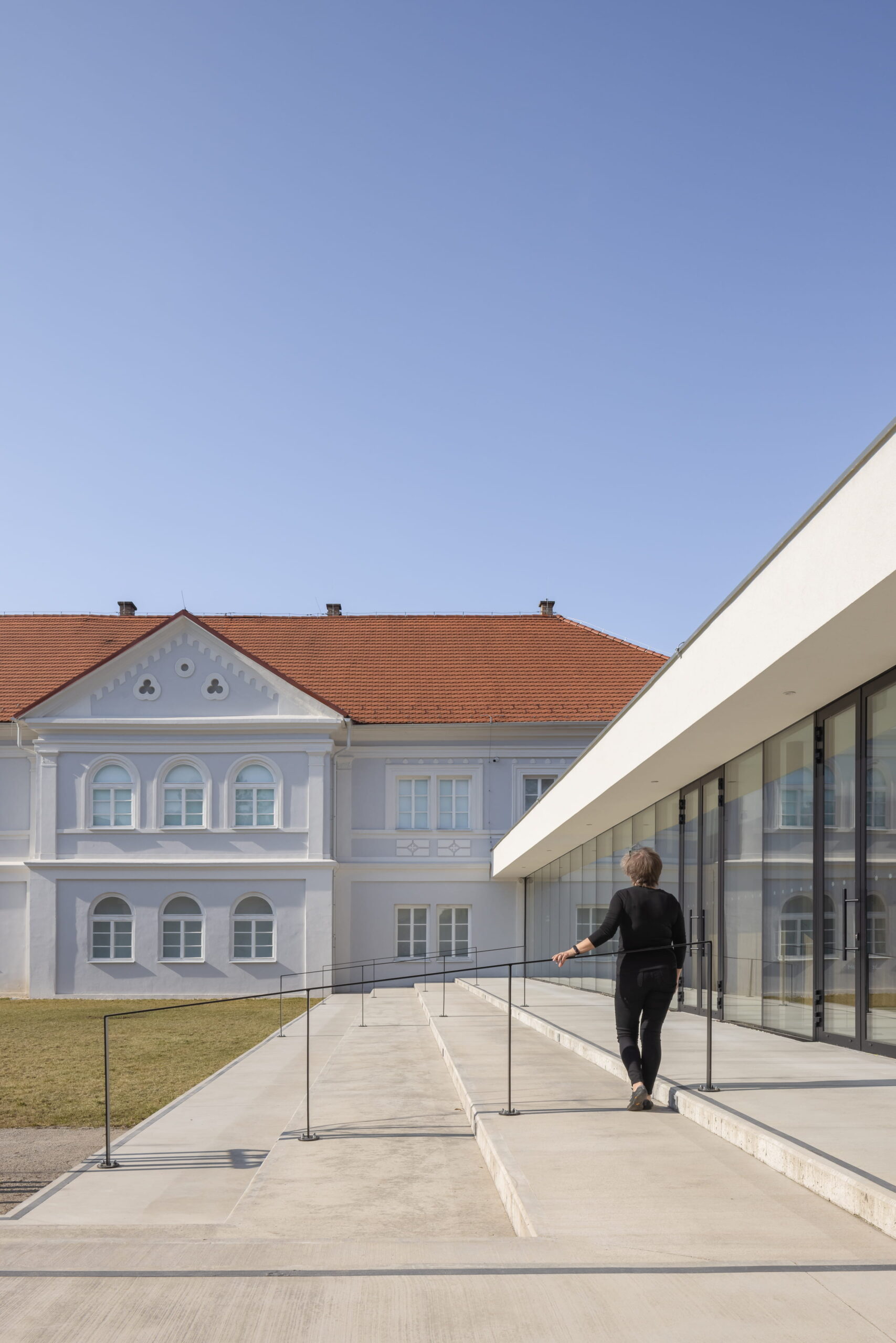 Litterra - premena prvého slovenského literárneho gymnázia, Revúca litterra-revuca-rekonstrukcia