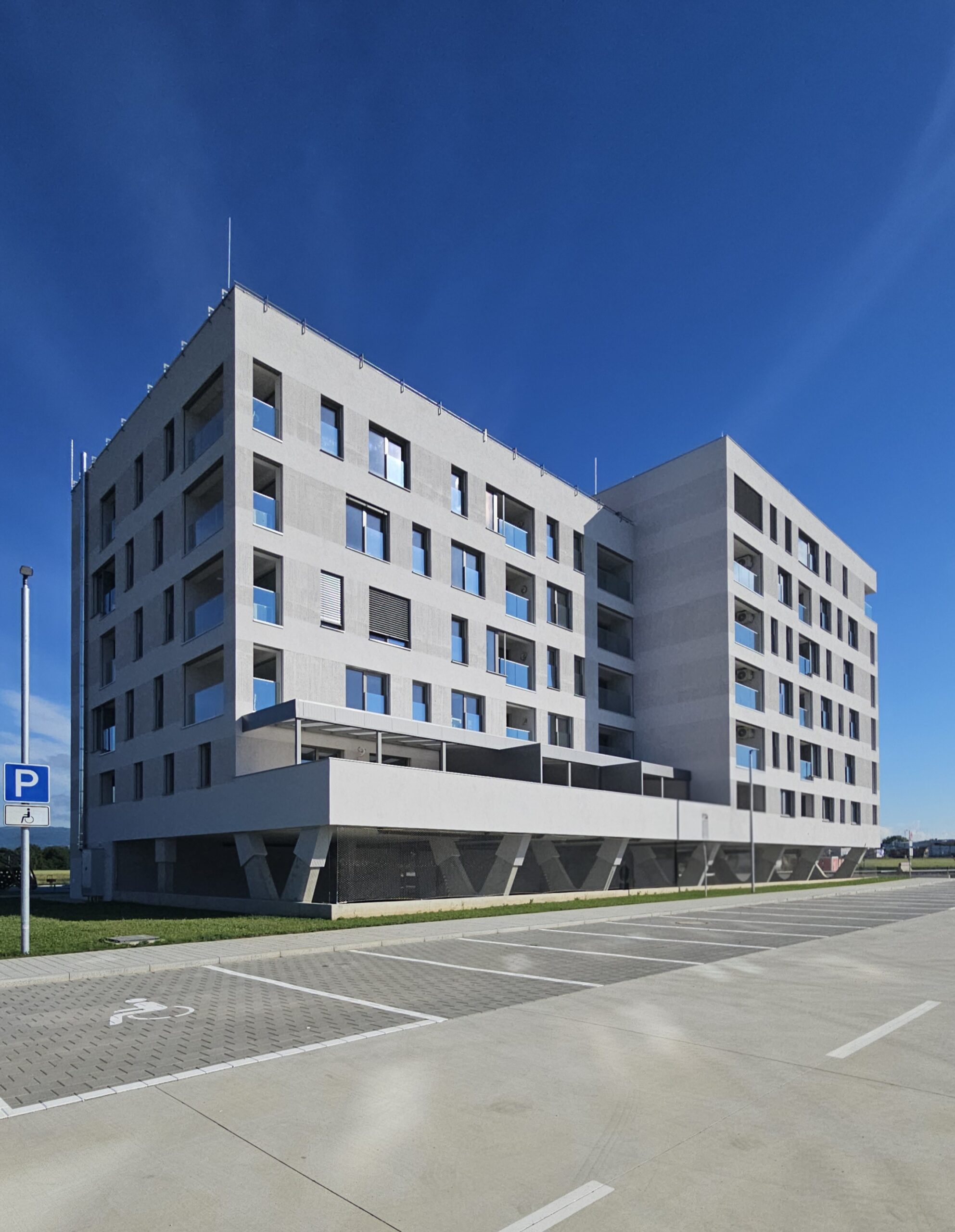 Obytný súbor Zábreh, Ilava - bytový dom BD01