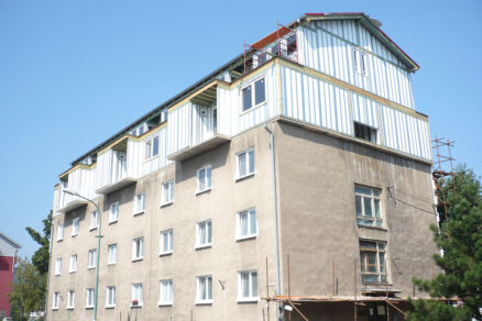 BD Pluhová 004