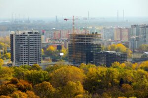 Finančníci majú záujem o štátom podporované nájomné bývanie. Ďalším investičným partnerom bude VOSEM Capital