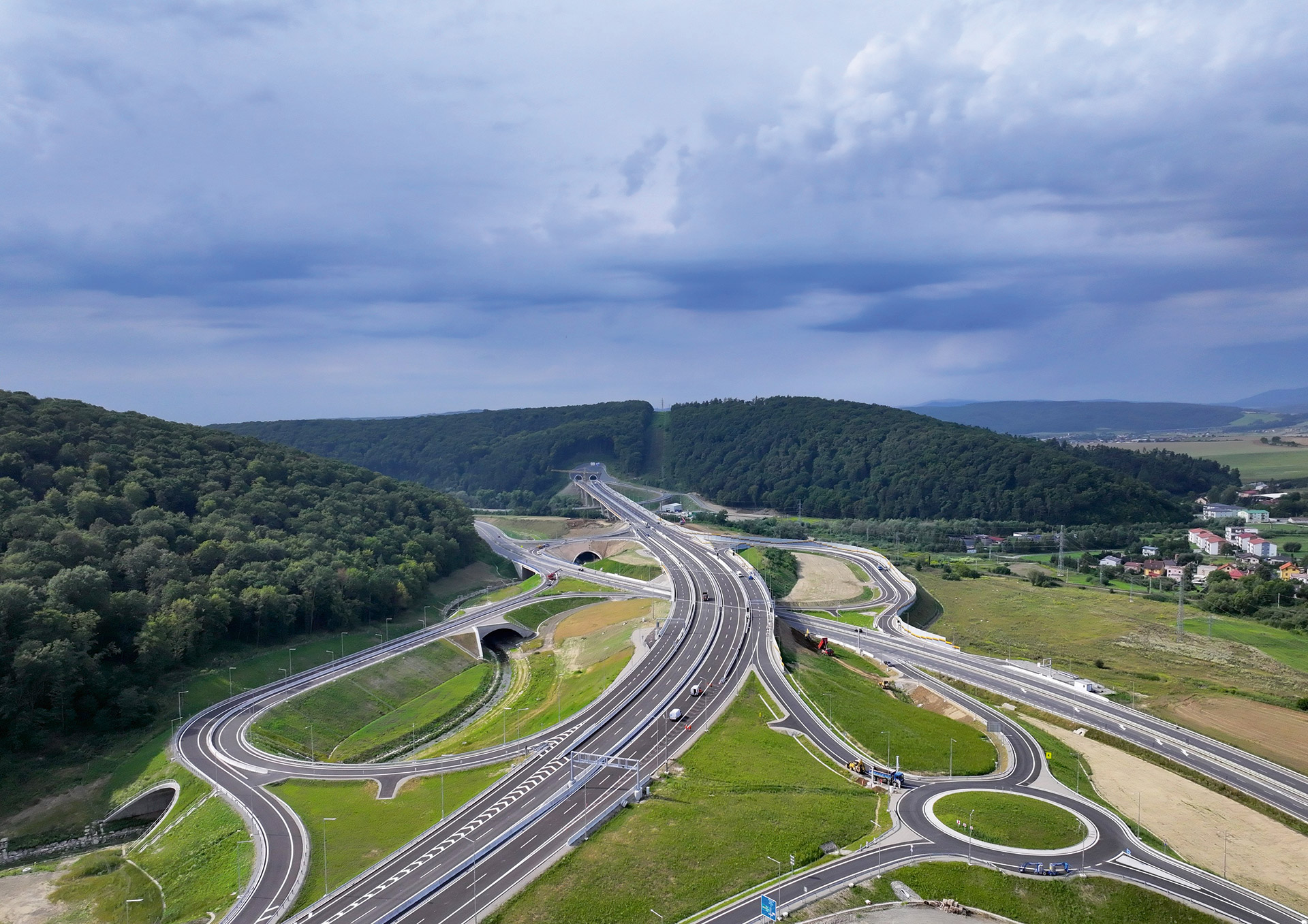 Slovensko nie je vôbec rozostavané Slovensko nie je vôbec rozostavané