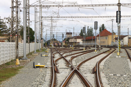 04 ŽST Levice, štúrovské zhlavie