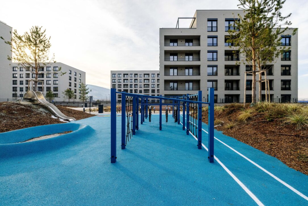 Bory Na Hrádzi, Bratislava-Devínska Nová Ves Bory Na Hrádzi, Bratislava-Devínska Nová Ves