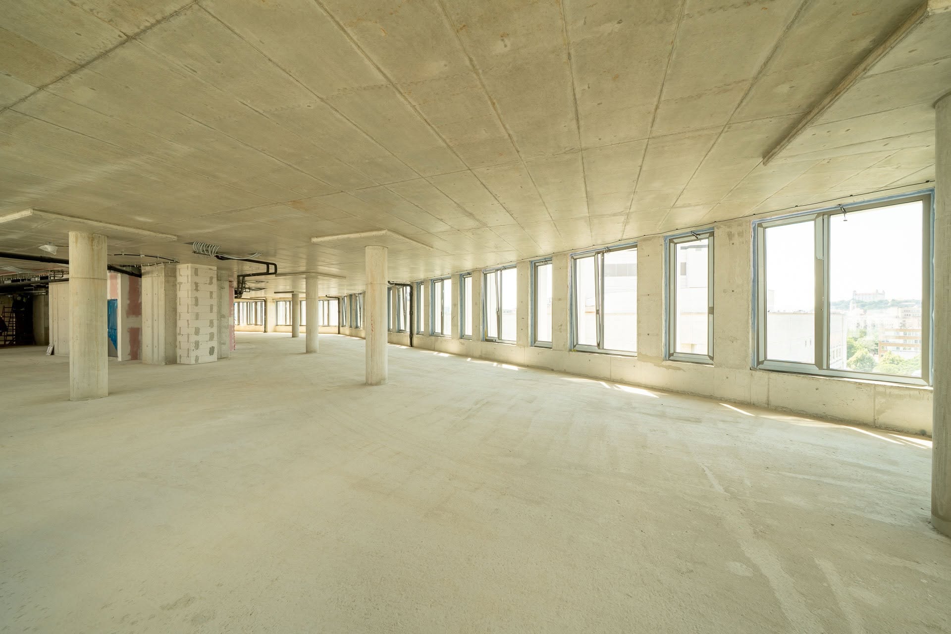 Ganz House Eurovea v nábrežnej štvrti Eurovea City získava svoju definitívnu podobu a aktuálne prechádza procesom kolaudácie.