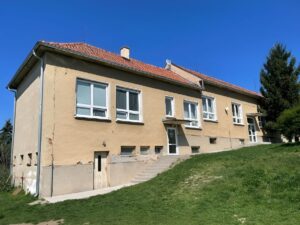 Nitra vyhlásila ďalšiu architektonickú súťaž. Chce zmodernizovať základnú školu v Janíkovciach