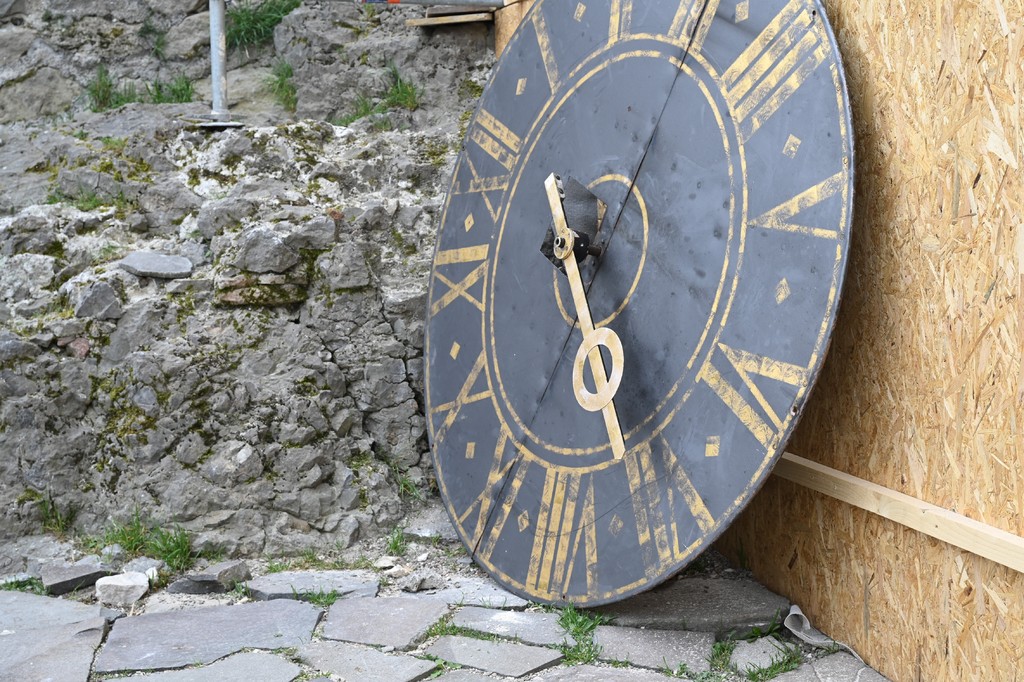 Modernizácia Trenčianskeho hradu, Trenčín trenciansky-hrad-obnova