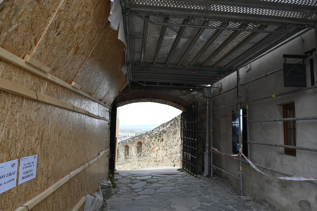 Modernizácia Trenčianskeho hradu, Trenčín