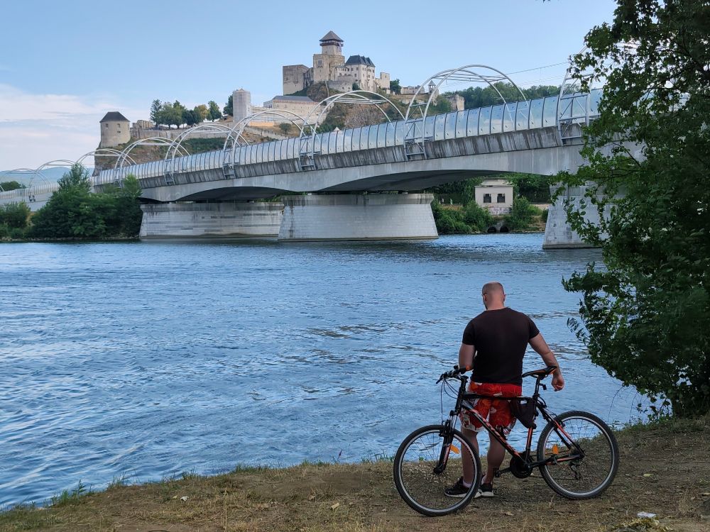 bicykel Trenčiansky hrad