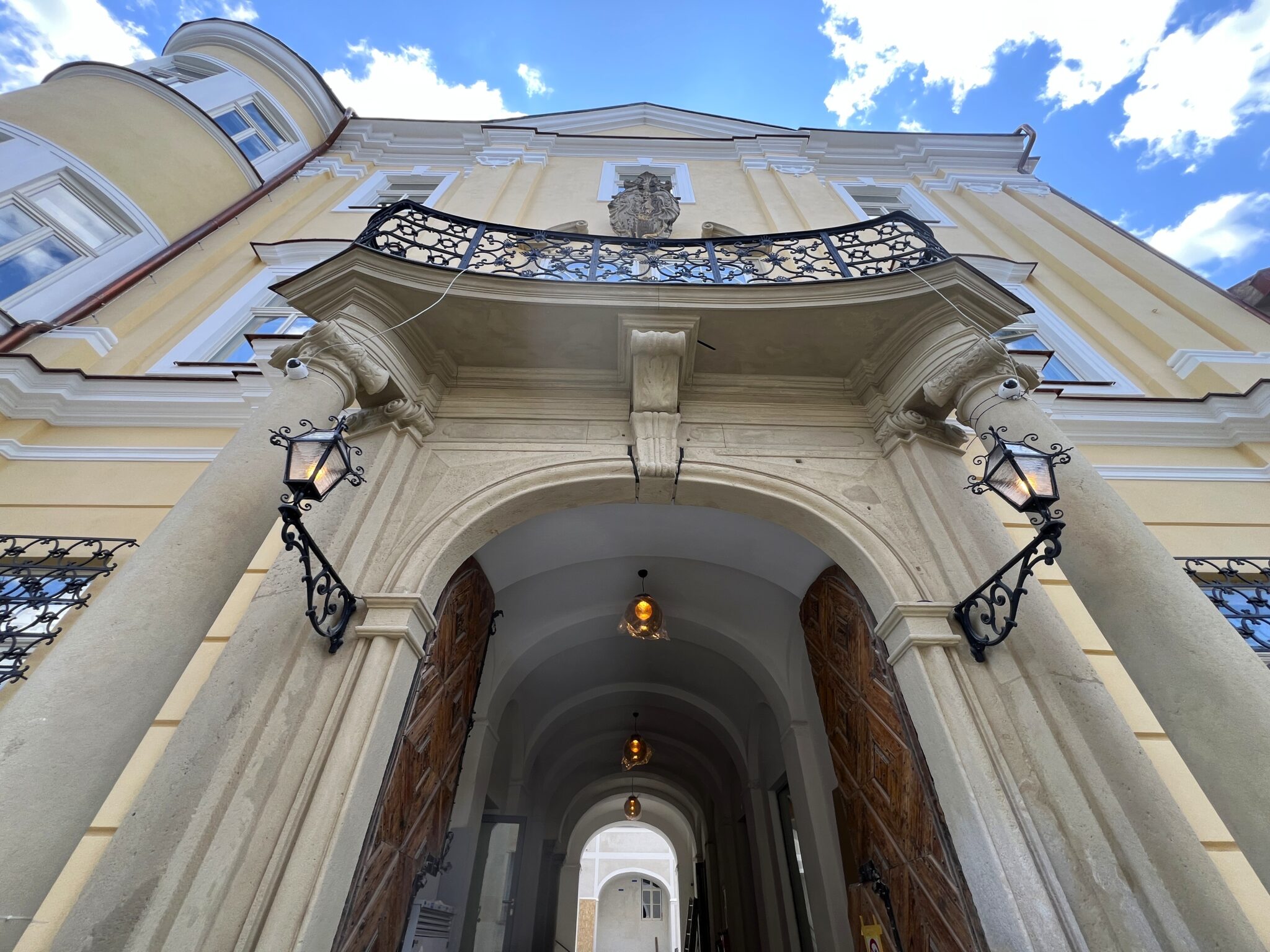 Národná kultúrna pamiatka si zachovala svoju historickú hodnotu a zároveň spĺňa požiadavky modernej budovy 21. storočia.