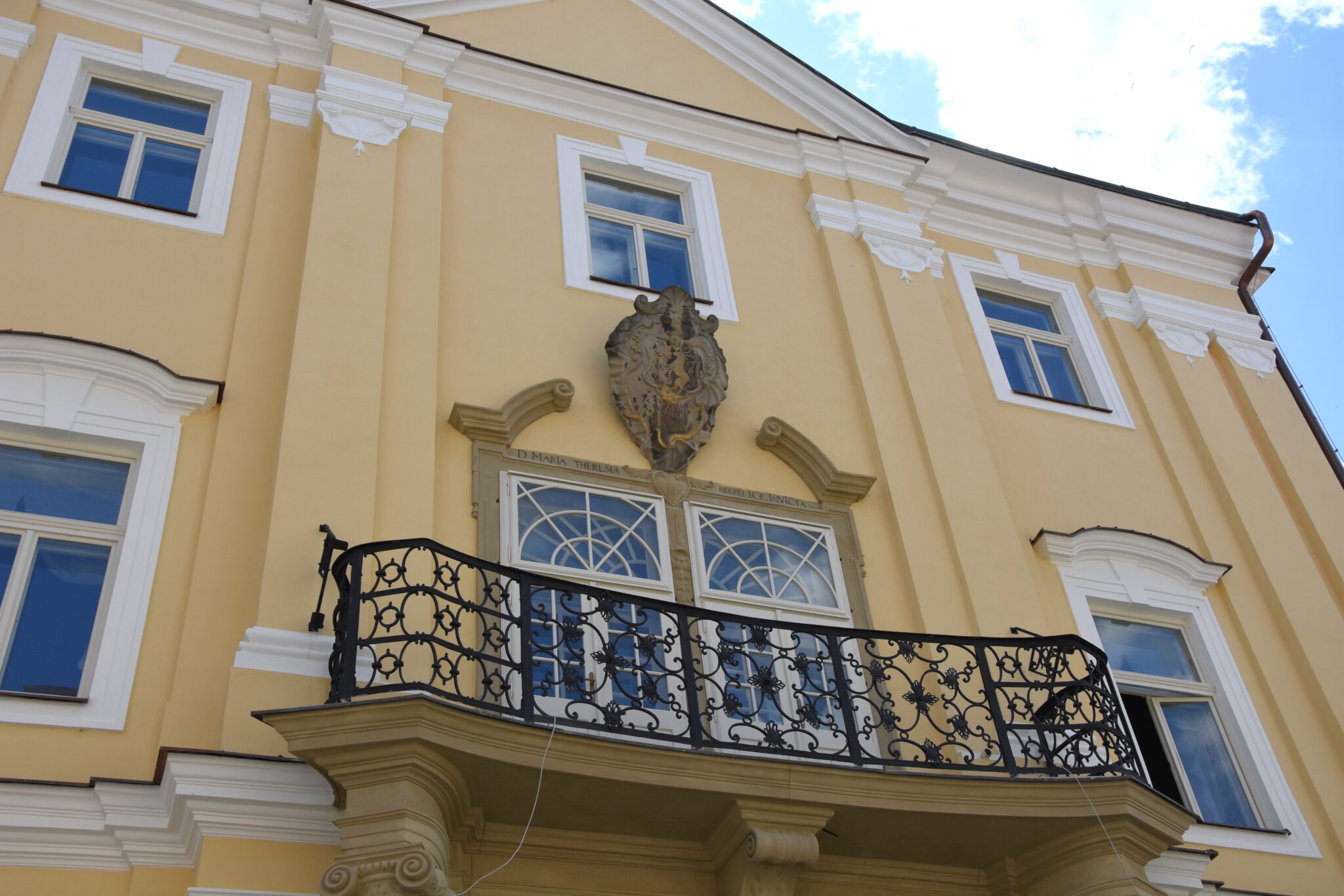 Fasáda zrekonštruovaného Župného domu v Trenčíne