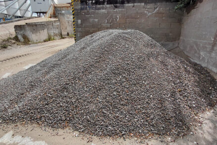 Recyklované betónové kamenivo pripravené na výrobu konštrukčného betónu