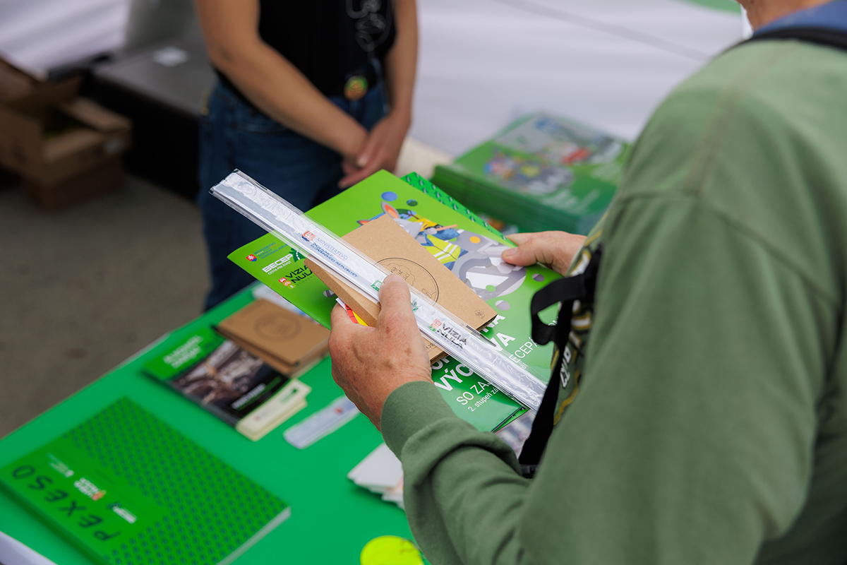 Drobné reflexné a informačné materiály BECEP Drobné reflexné a informačné materiály BECEP