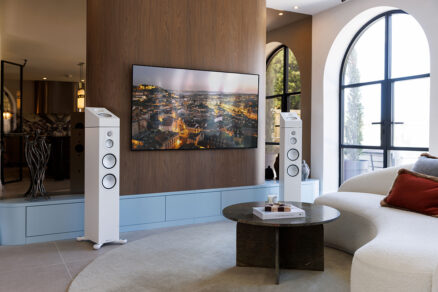 MA SILVER 8G AV SETUP AMS WHITE 3