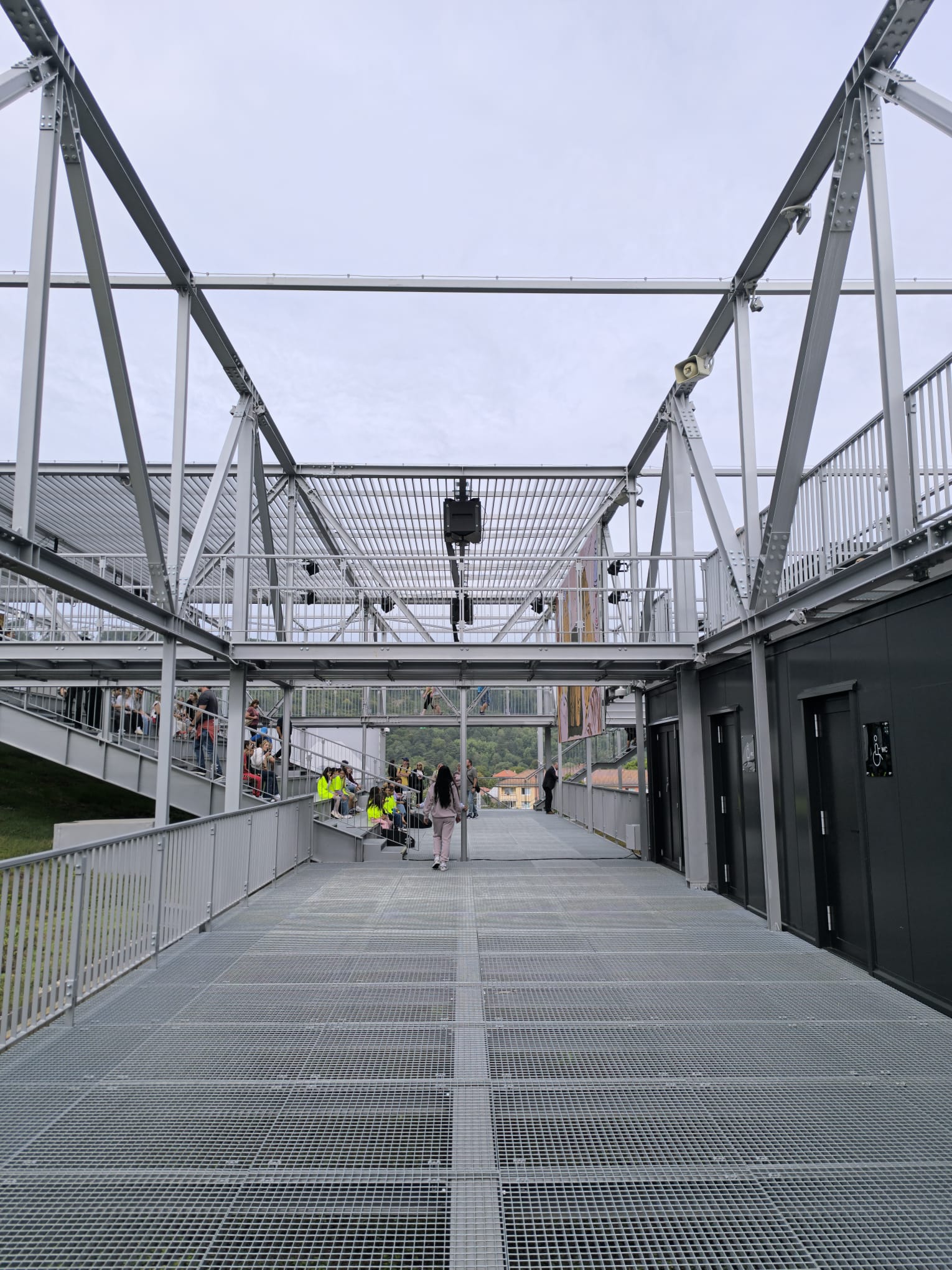 Múzeum moderného umenia Andyho Warhola, Medzilaborce muzeum-moderneho-umenia-andyho-warhola-medzilaborce