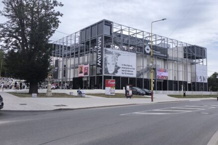 muzeum-moderneho-umenia-andyho-warhola-medzilaborce