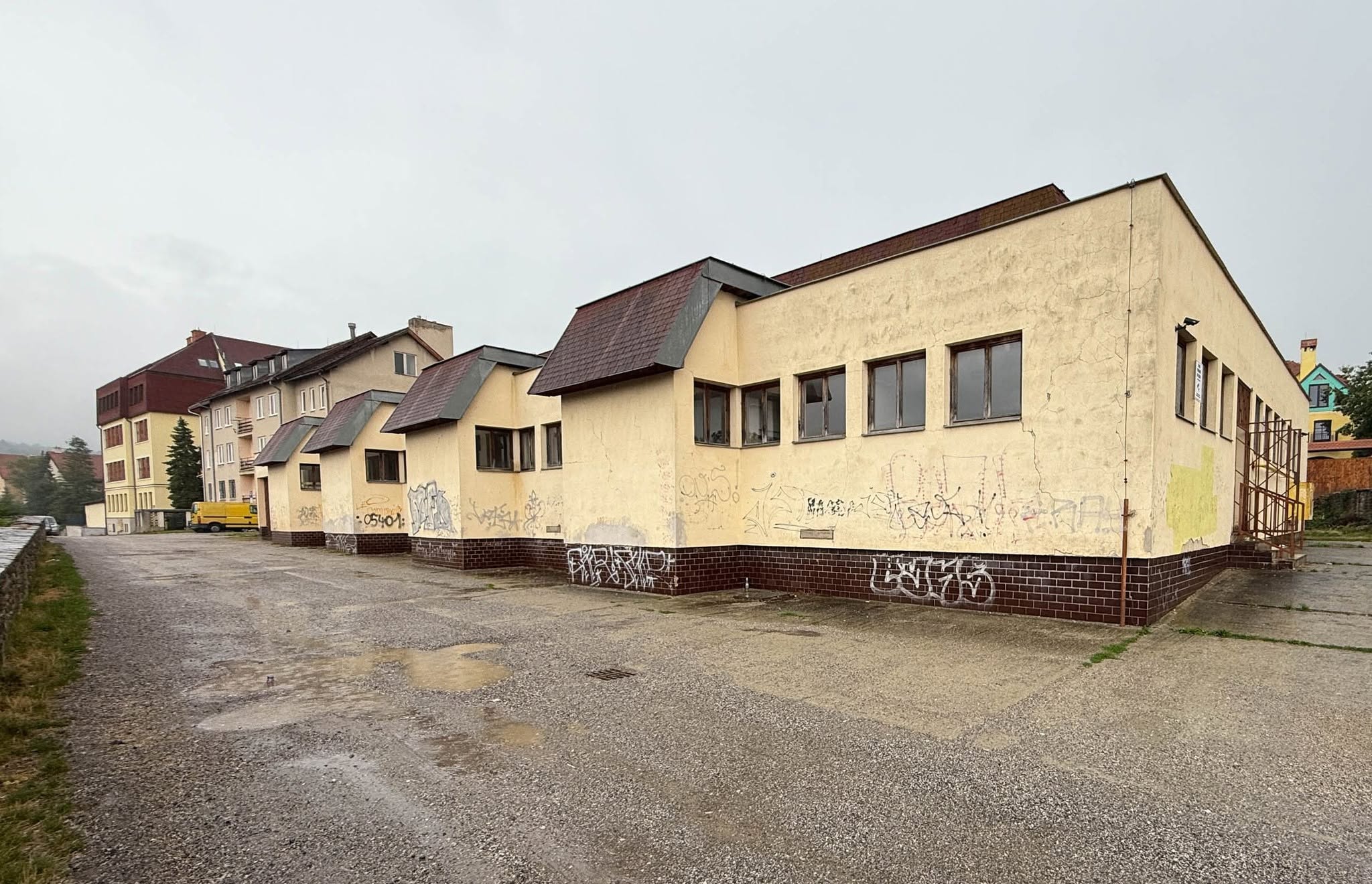 Pôvodný stav telocvične pred obnovou