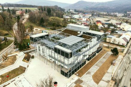 muzeum-moderneho-umenia-andyho-warhola-medzilaborce