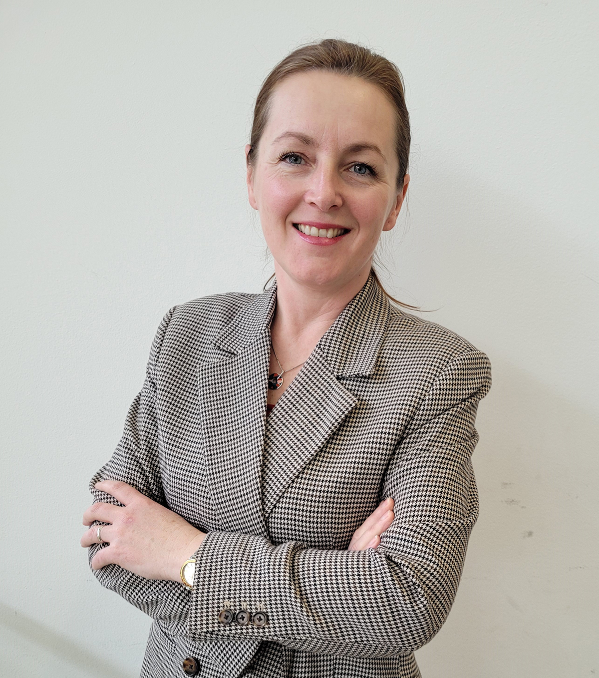 Katarína Tóthová Regionálny riaditeľ CBRE Katarína Tóthová Regionálny riaditeľ CBRE