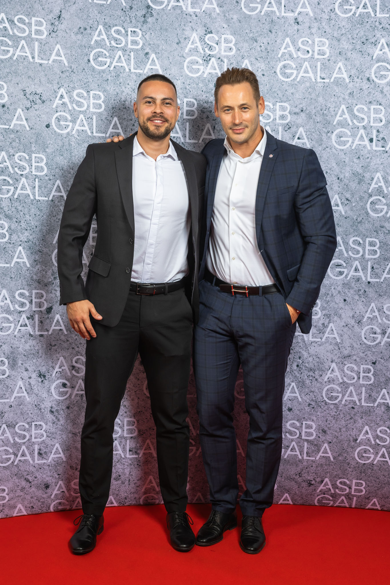 Miroslav Hlubocký, KAMI PROFIT; Richard Molnár, GlassGallery