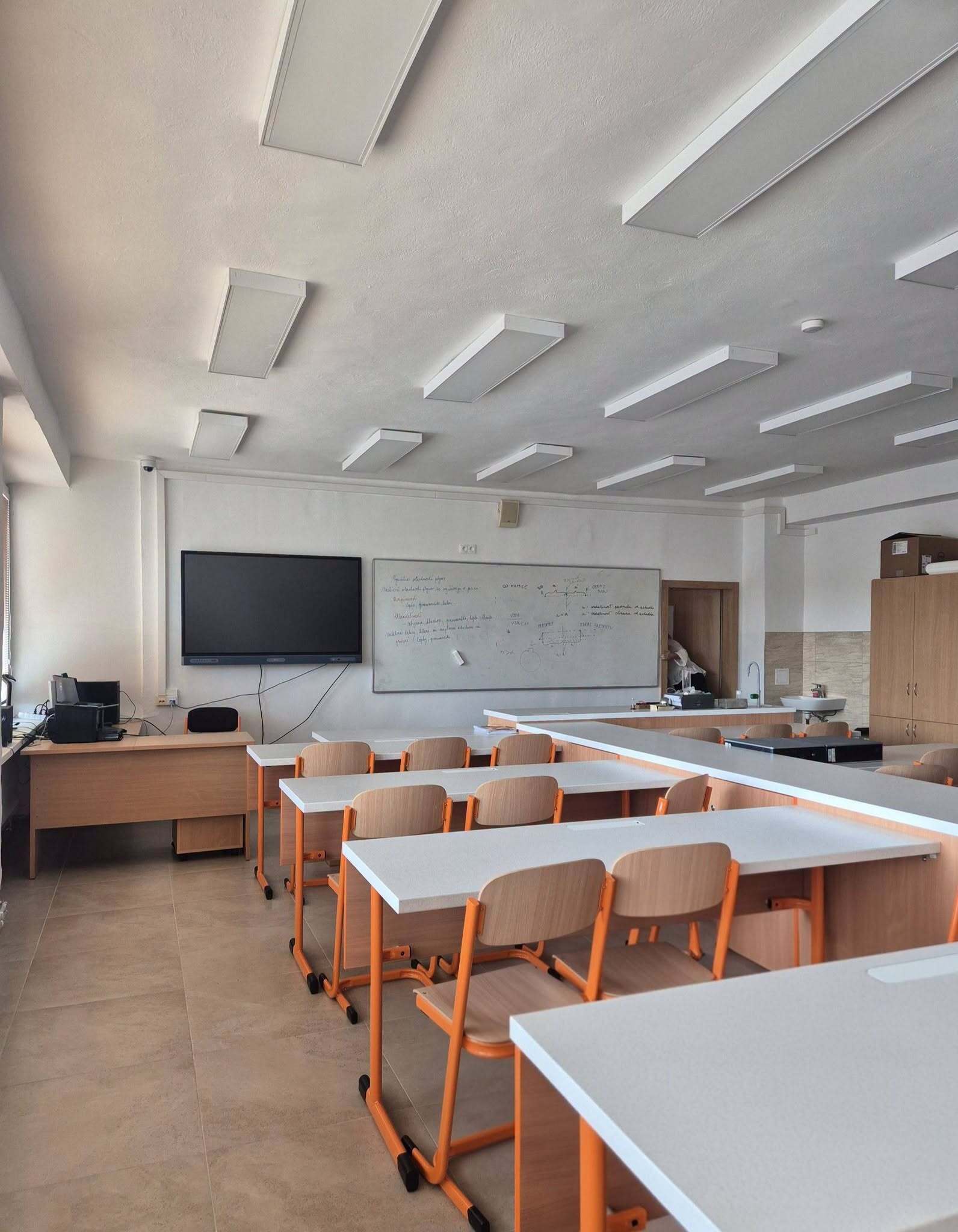 Modernizácia ZŠ a MŠ Pod Vinbargom finišuje a mesto získalo ďalší milión na školskú infraštruktúru.