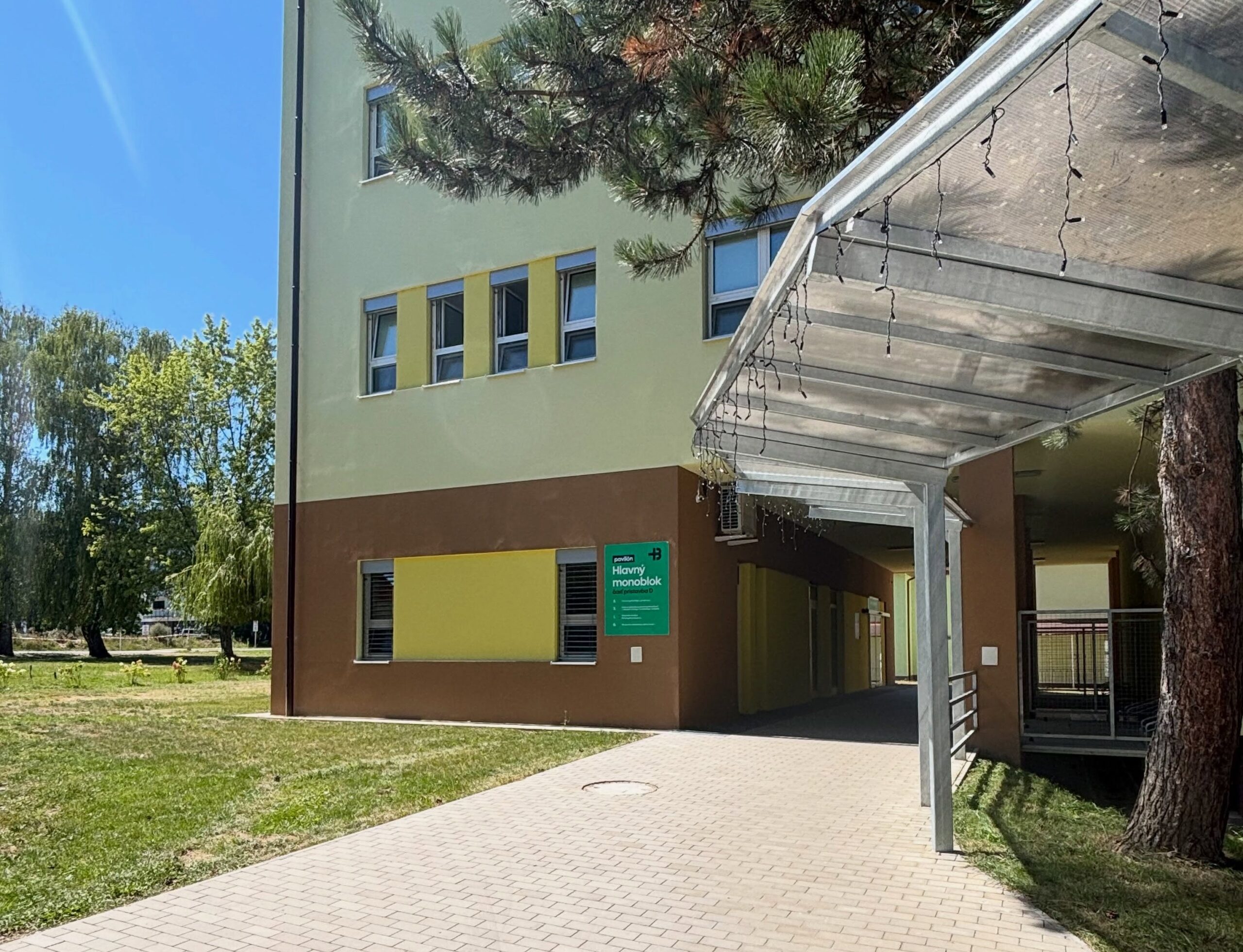 Hlavný monoblok Bardejovskej nemocnice
