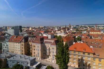 palac-jeney-obnova-kosice