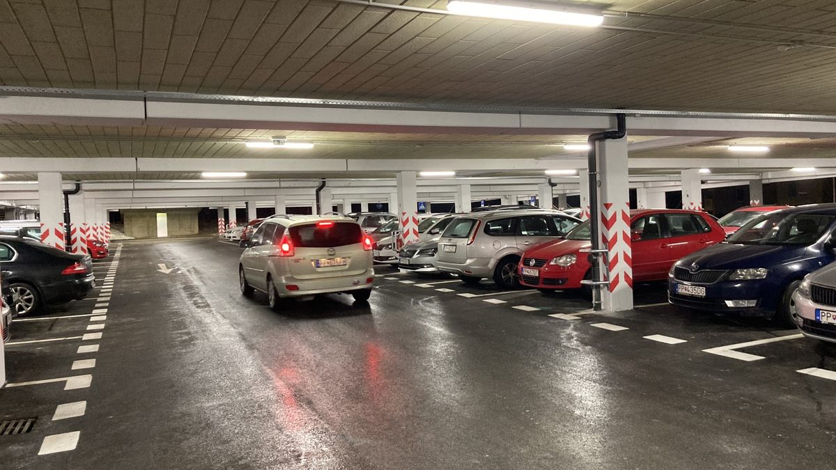 Viacpodlažné parkovisko Juh III.