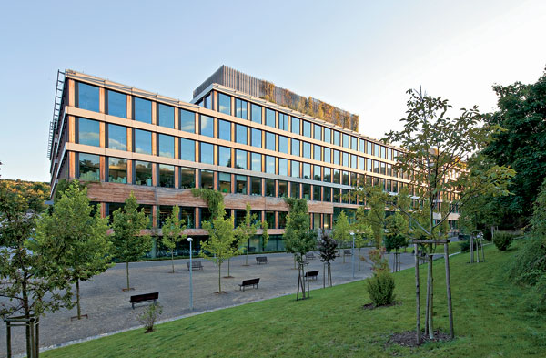 budova centraly banky s leed certifikaciou 6016 big image