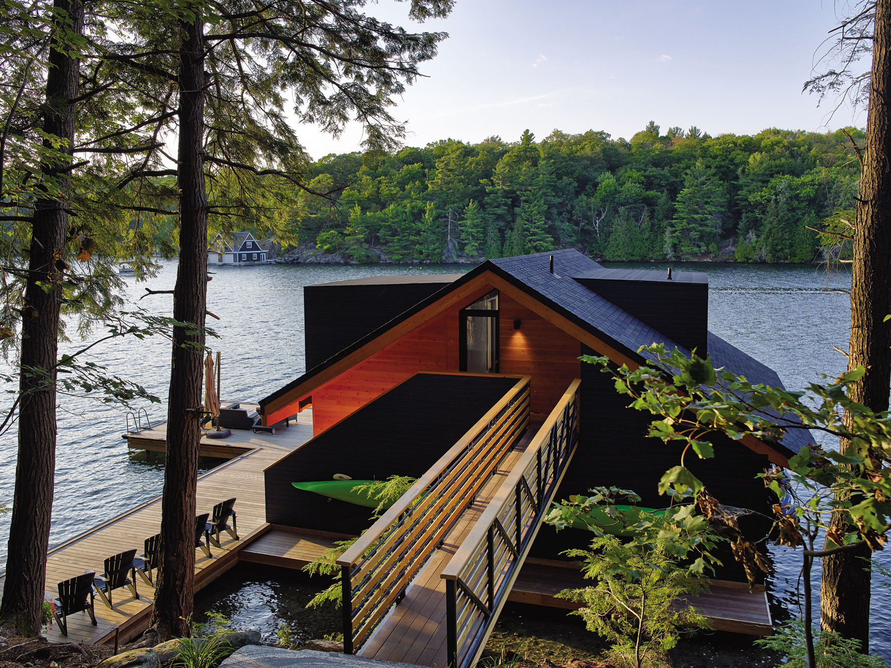 Lake Joseph Boathouse by Altius 15