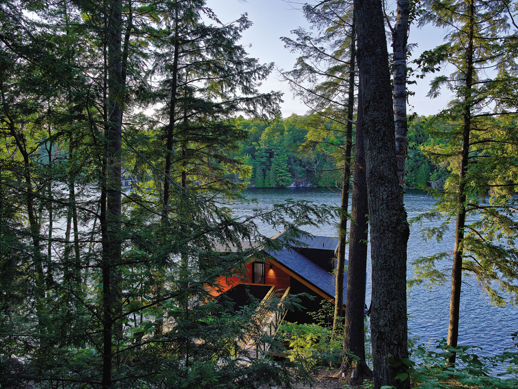 Lake Joseph Boathouse by Altius 16
