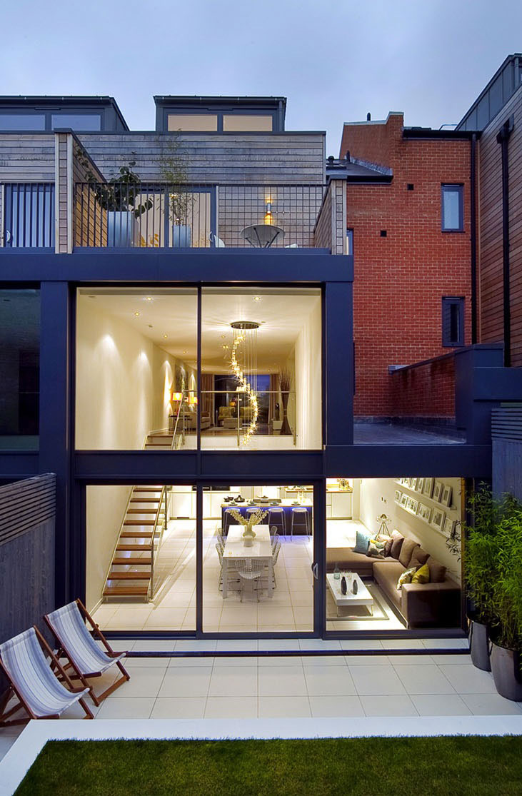 LLI Design   Crouch End   Rear External Night