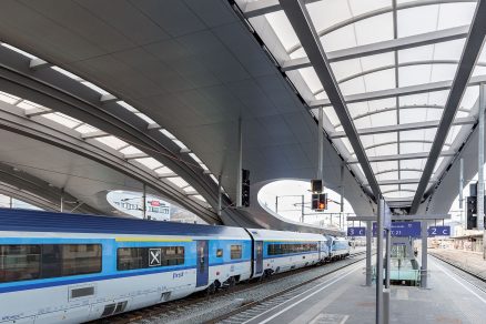 21 stanica Graz platforms  roofing43