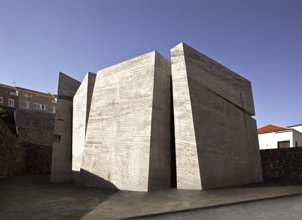 kostol, beton, Menis Arquitectos