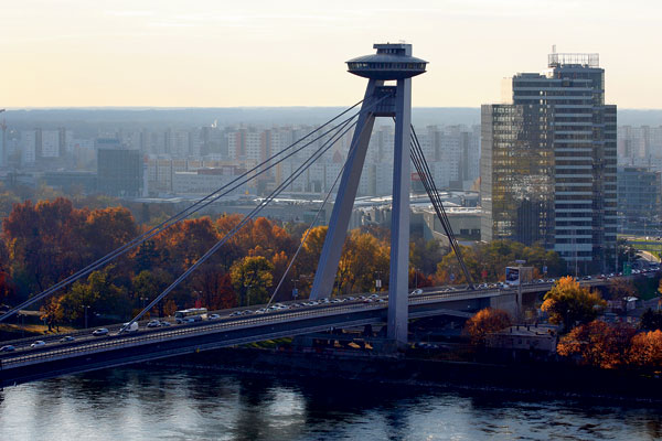 Administratívne budovy,Aupark Tower