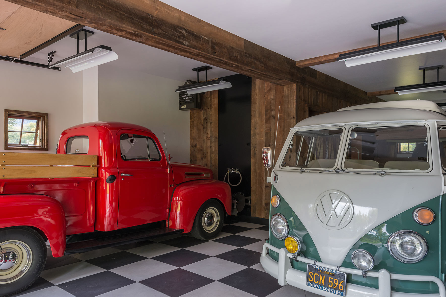 CLB Shop Barn WY 178 HDR  8 BIT 300DPI